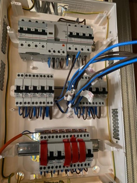 Electrician autorizat, Instalatii electrice, sanitare si termice